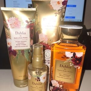 Dahlia Bath & Body Works Set